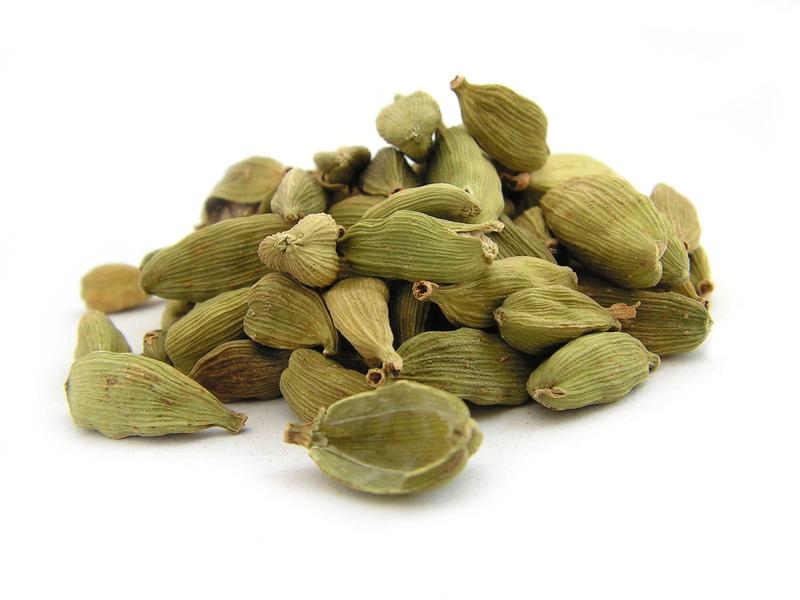 Zdrowotne właściwości kardamonu