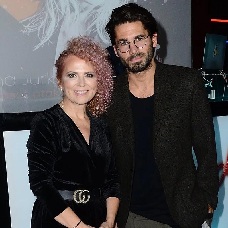 Anna Jurksztowicz: Kim jest wokalistka, małżonek i dzieci artystki w kontekście jej rozwodów?