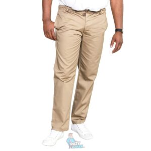 Chinosy – uniwersalna baza do stylowych i różnorodnych outfitów