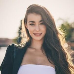 Weronika Woszczek: Ile ma lat i jak wygląda jej życie prywatne w świecie Fame MMA?