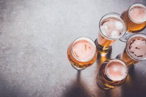 Czy przy cukrzycy można pić piwo? Oto, co warto wiedzieć o tym trunku