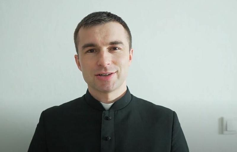 Sebastian Picur – kim jest popularny ksiądz z TikToka i ile ma lat?
