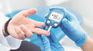 Alkohol a cukrzyca – co warto wiedzieć przed pierwszym kieliszkiem?