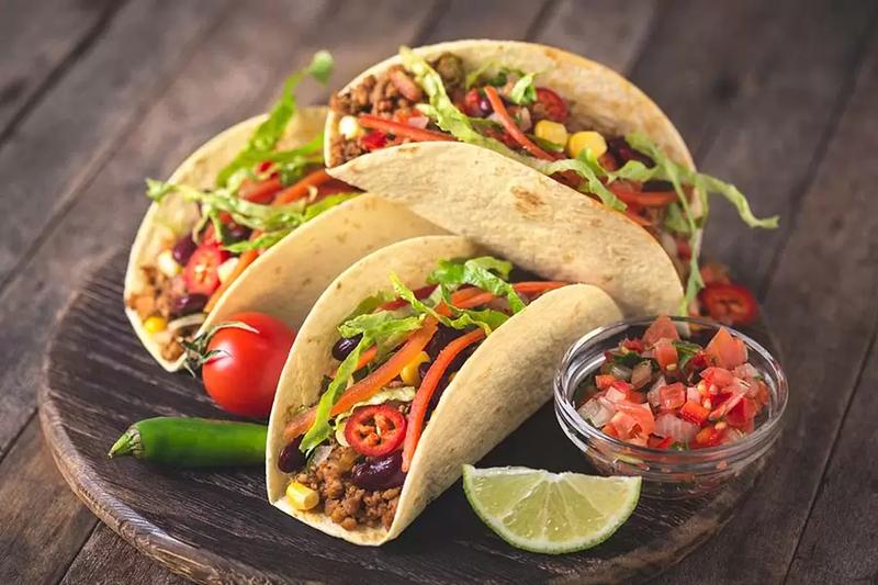 Ostre potrawy w ciąży – czy pikantne jedzenie to zagrożenie dla zdrowia?